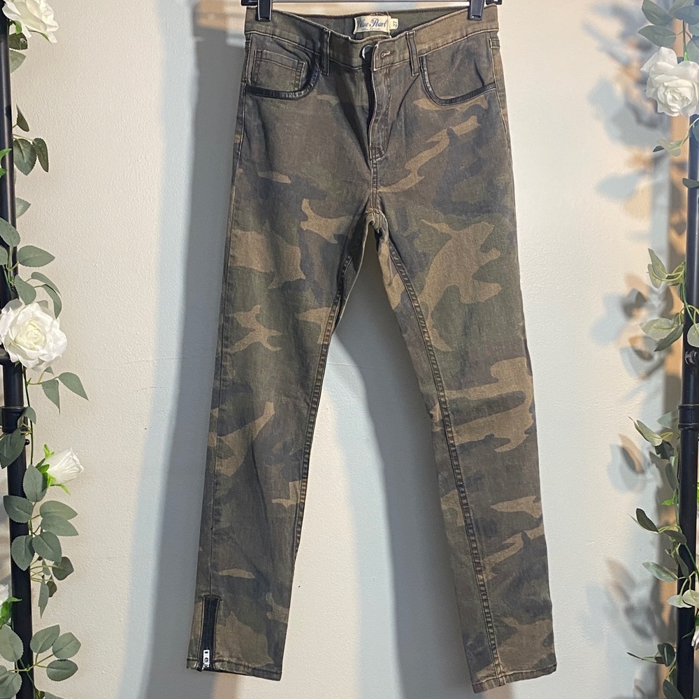 ABS Allen Schwartz Men's Green Camouflage Skinny Jeans